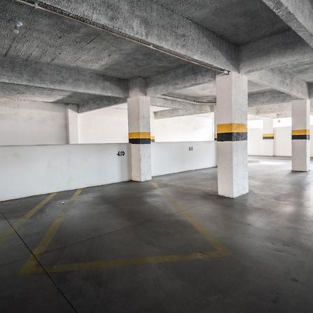 O Melhor Do Centro! Apto 01 Dormitorio Com Garagem E Ar Condicionado Балнеаріу-Камборіу Екстер'єр фото