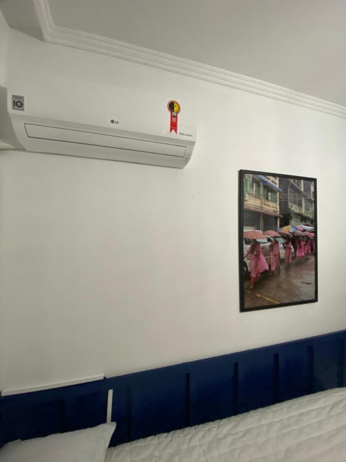 O Melhor Do Centro! Apto 01 Dormitorio Com Garagem E Ar Condicionado Балнеаріу-Камборіу Екстер'єр фото