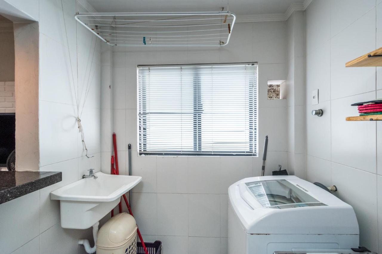 O Melhor Do Centro! Apto 01 Dormitorio Com Garagem E Ar Condicionado Балнеаріу-Камборіу Екстер'єр фото