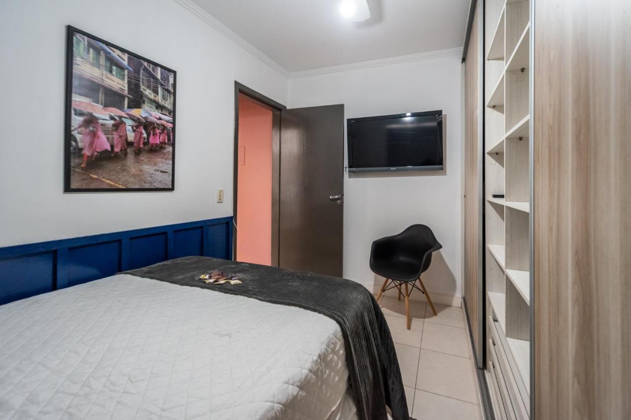 O Melhor Do Centro! Apto 01 Dormitorio Com Garagem E Ar Condicionado Балнеаріу-Камборіу Екстер'єр фото