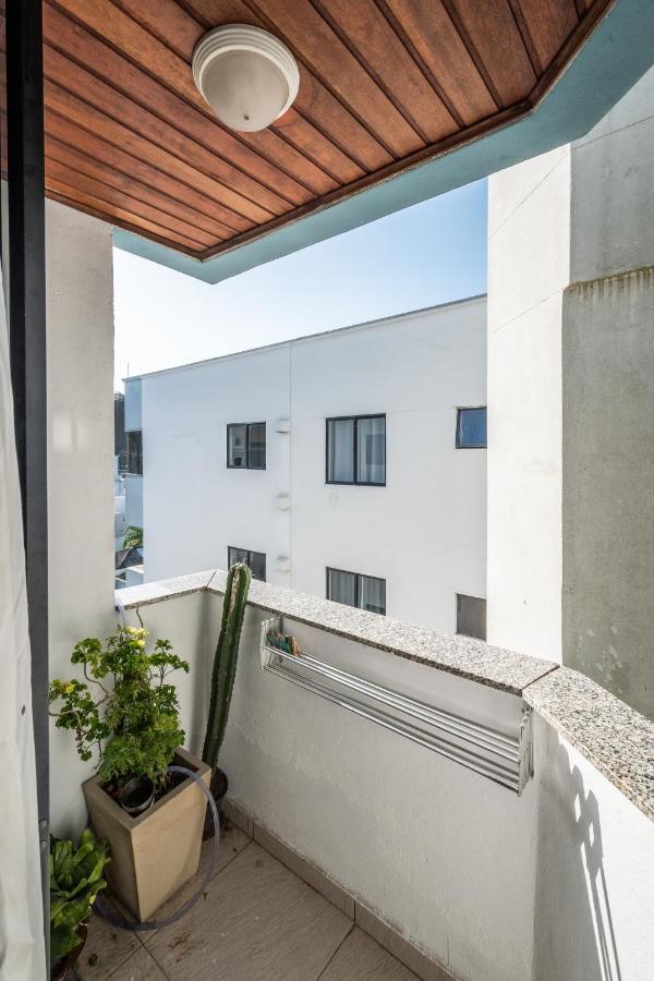 O Melhor Do Centro! Apto 01 Dormitorio Com Garagem E Ar Condicionado Балнеаріу-Камборіу Екстер'єр фото